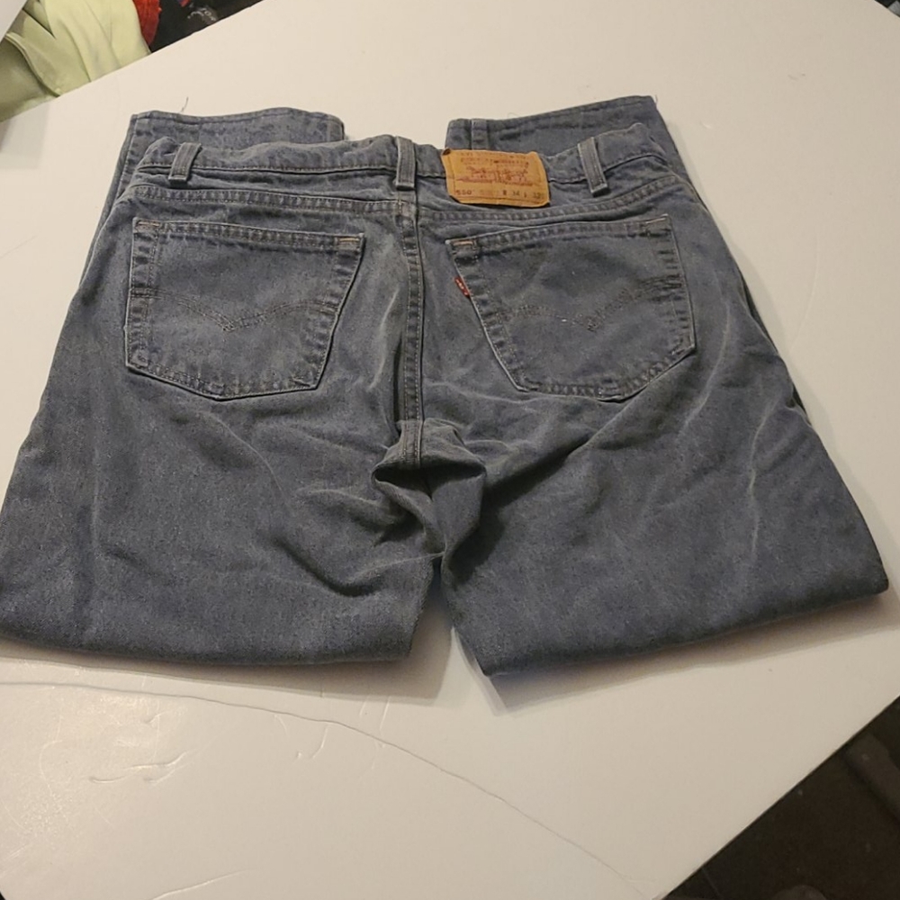 Levi's 550 size 34x32.